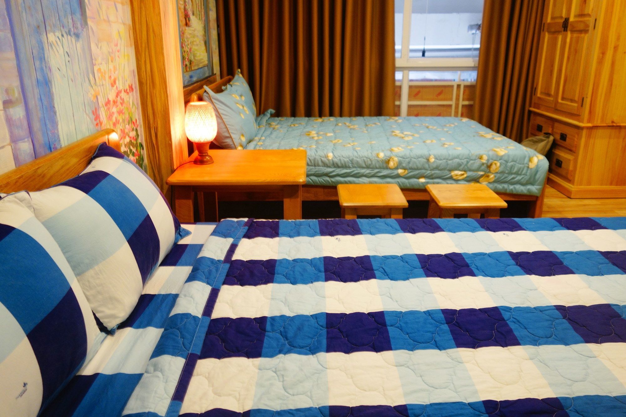 Wanderlust Saigon Hostel & Rooftop Bar ホーチミン市 エクステリア 写真