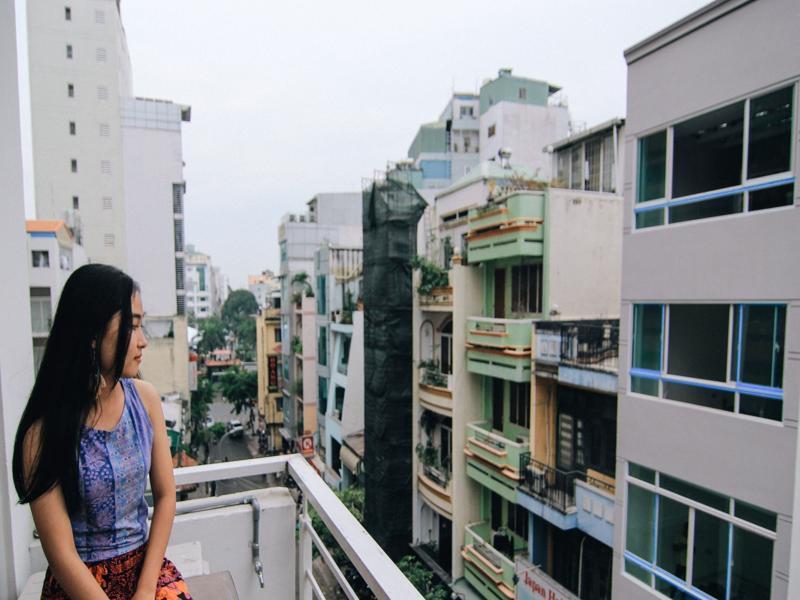 Wanderlust Saigon Hostel & Rooftop Bar ホーチミン市 エクステリア 写真